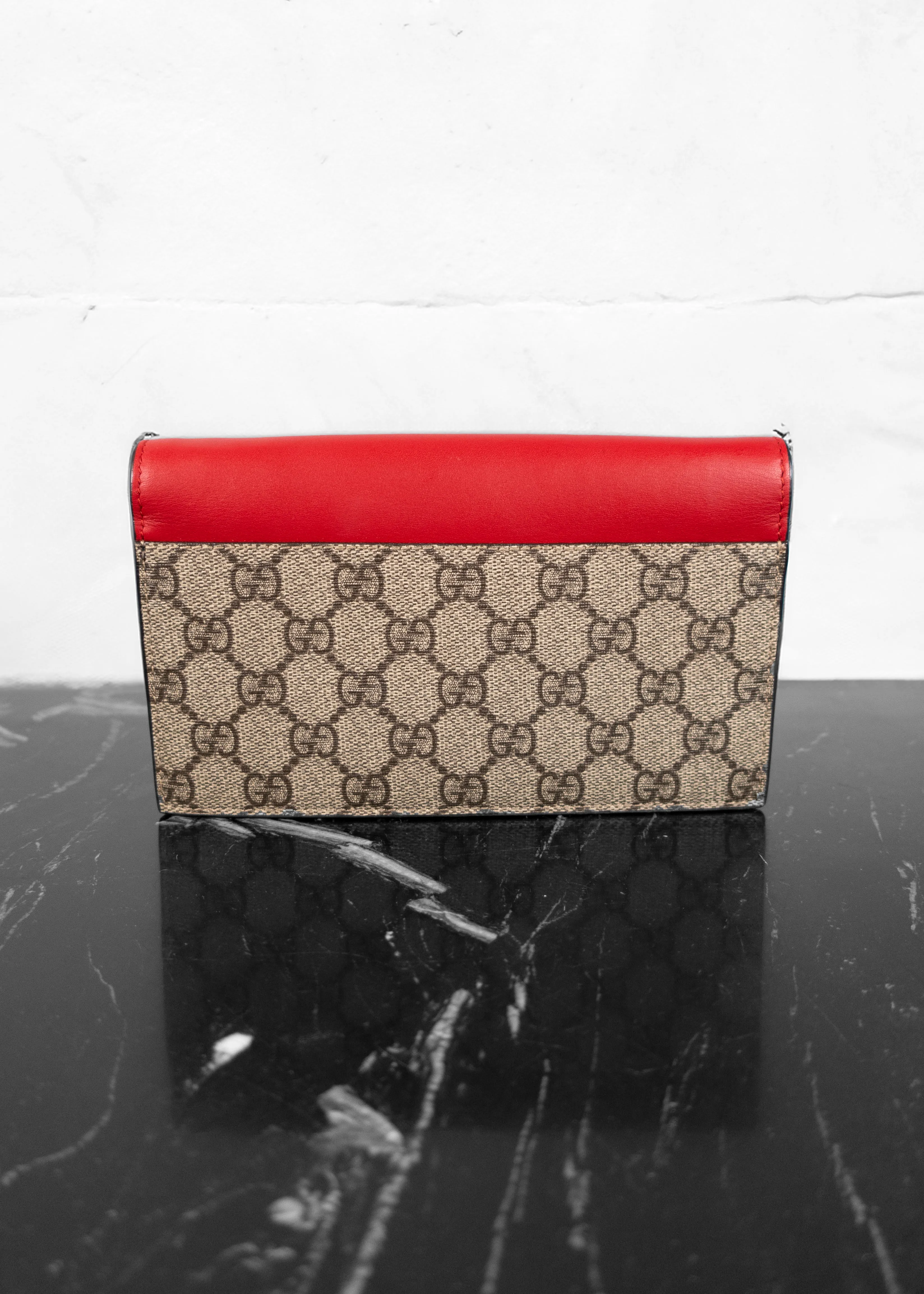 Gucci GG Supreme Monogram Mini Peony Pearly Red Clutch