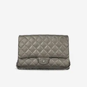 Timeless Clutch with Chain - Graphite