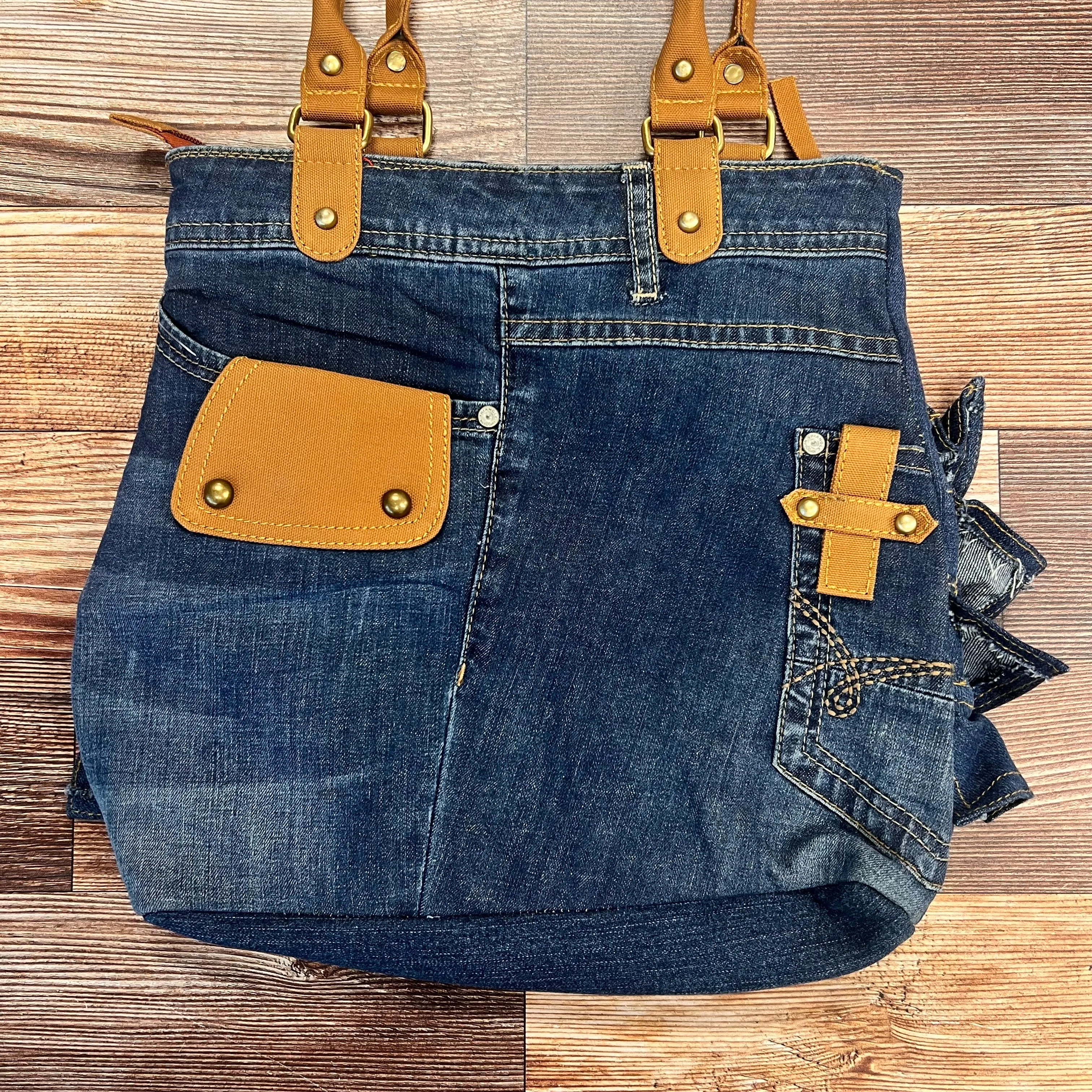 Vann & Co. - Denim Frill Bag